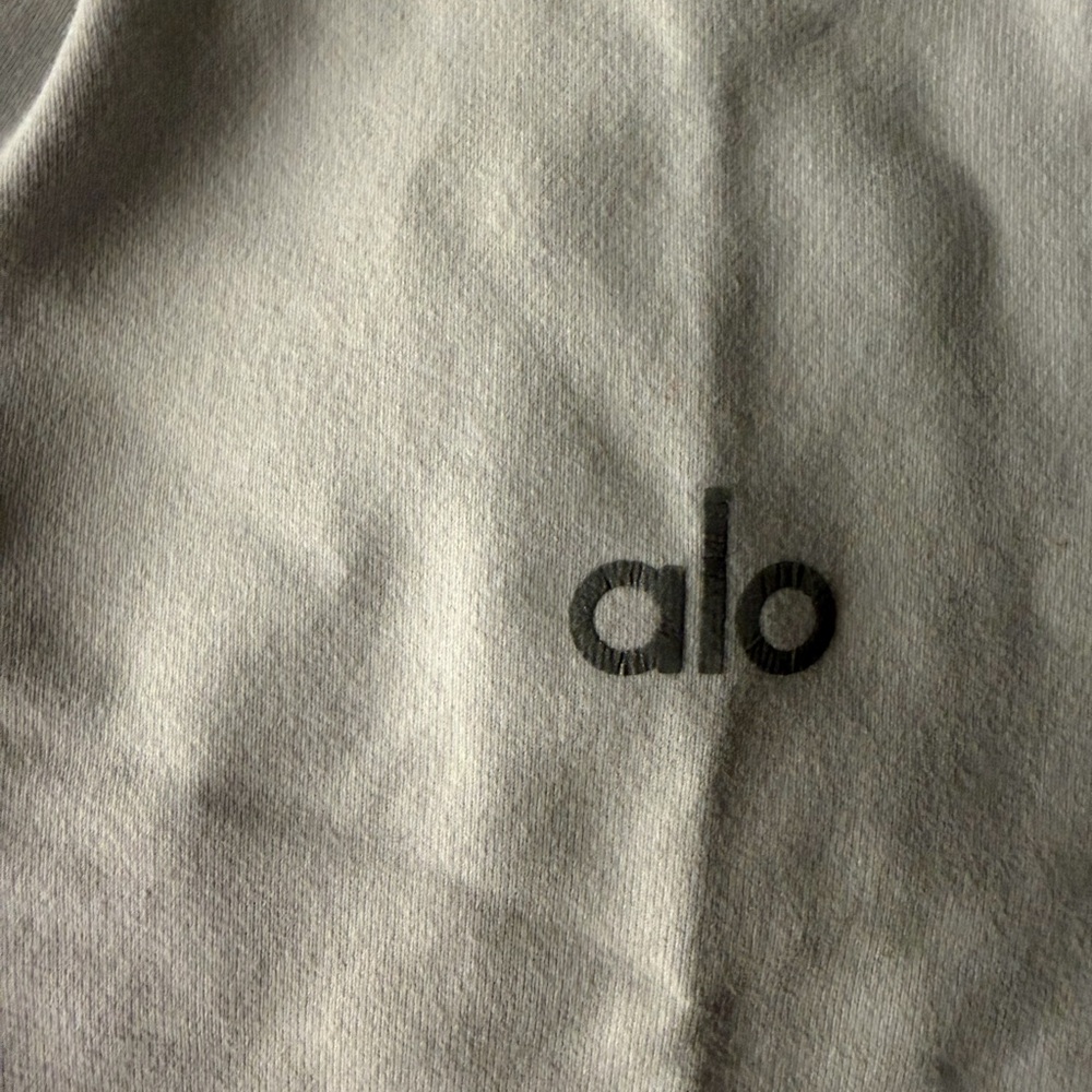 Alo White Capri Leggings - Picture 5 of 7
